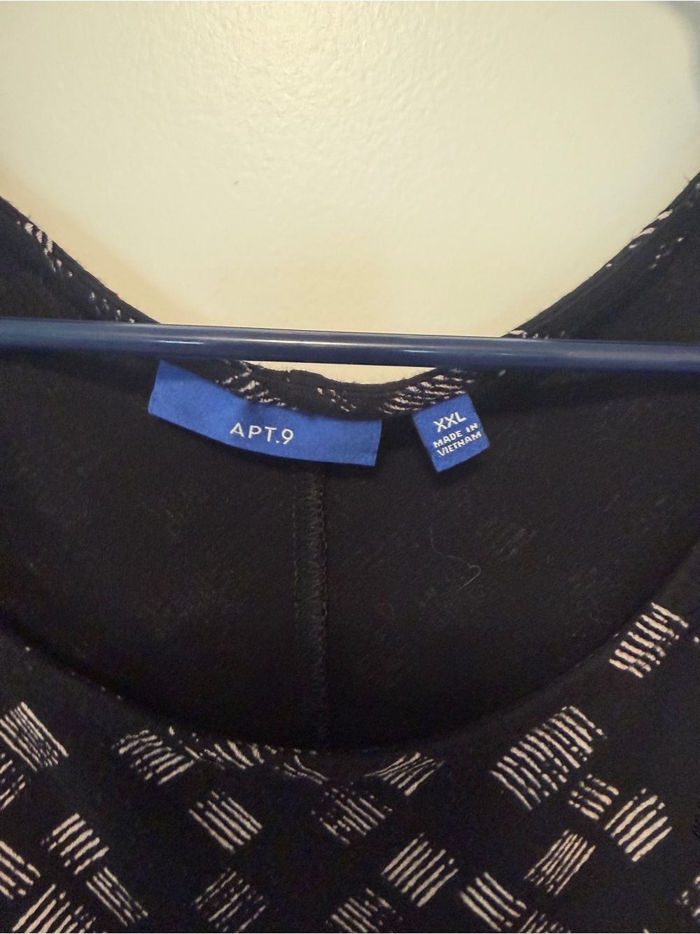 Apt. 9 Black Dress with Gray Geometric Print - 3/4 bell sleeves - Picture 4 of 5